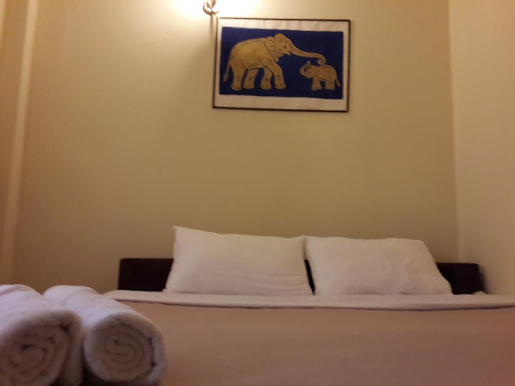 A Tee Guesthouse Luang Prabang Eksteriør bilde