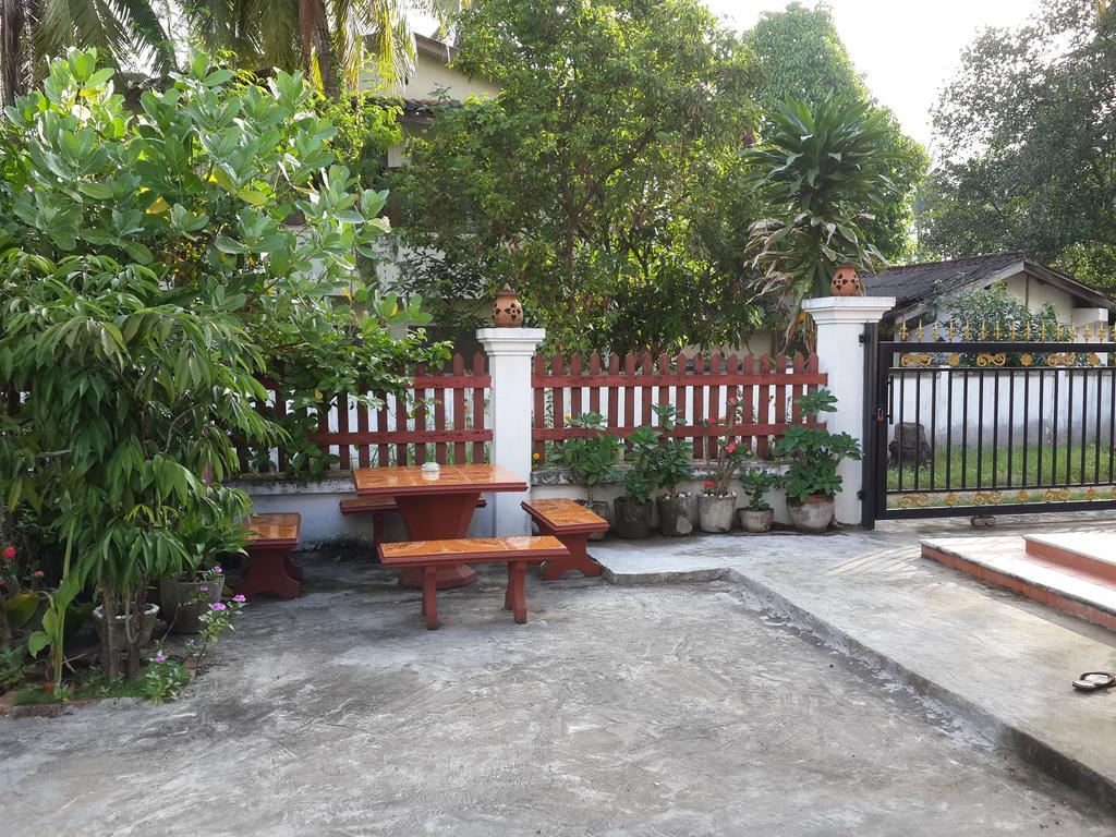 A Tee Guesthouse Luang Prabang Eksteriør bilde