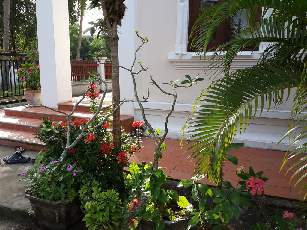 A Tee Guesthouse Luang Prabang Eksteriør bilde