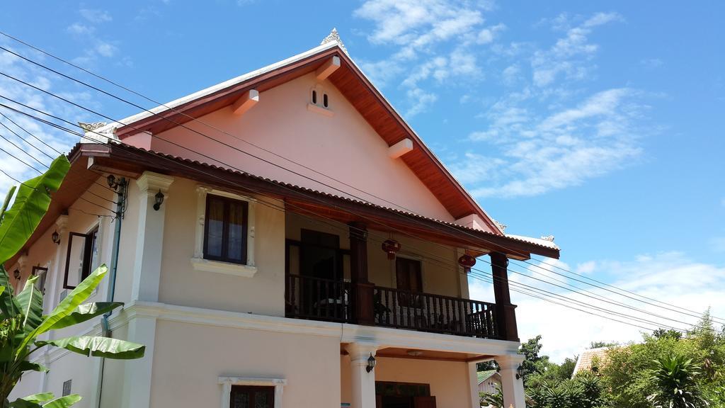 A Tee Guesthouse Luang Prabang Eksteriør bilde